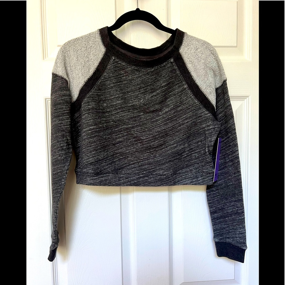NWT Unity Cropped Sweater Top